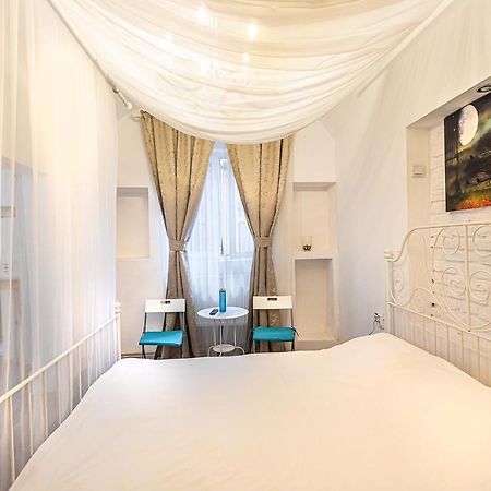 Museum Apartment Piata Sfatului براشوف المظهر الخارجي الصورة