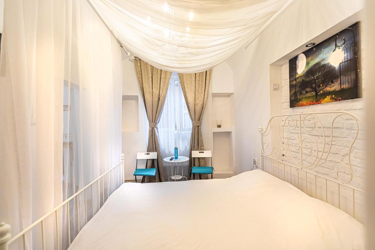 Museum Apartment Piata Sfatului براشوف المظهر الخارجي الصورة